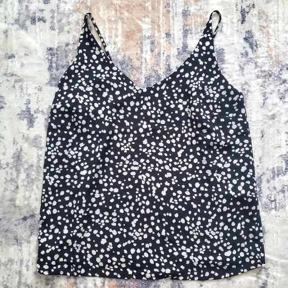 NWOT Banana Republic Black and white dotted cami tank Size XS. Lined. - Picture 1 of 13